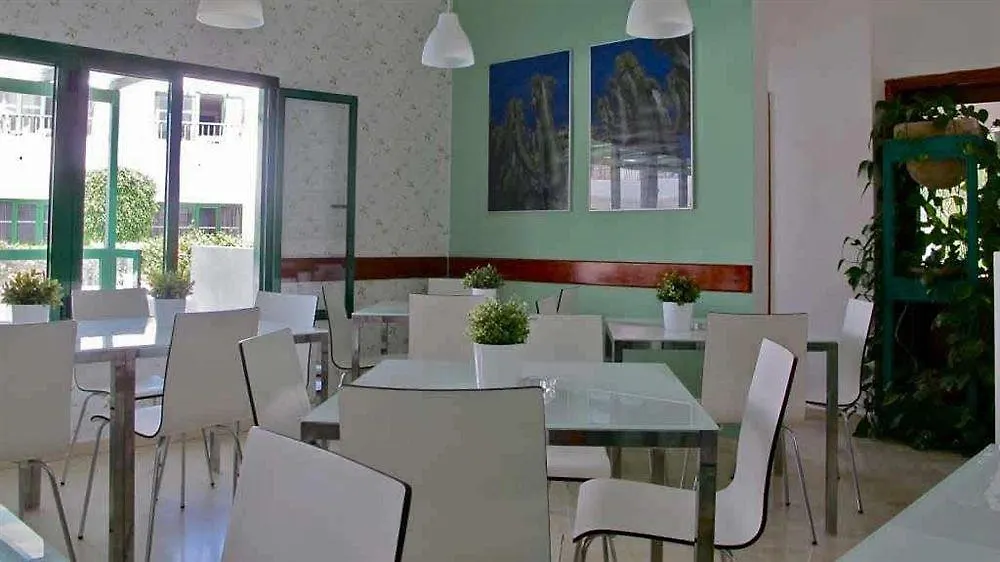 Apartamentos El Guarapo Costa Teguise Aparthotel