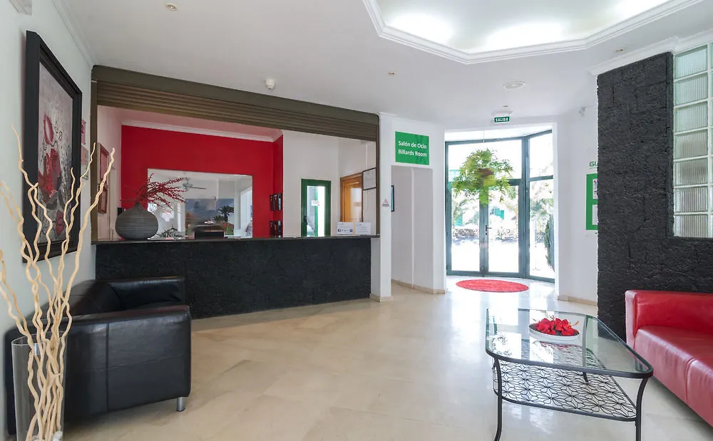 *** Hotel apartamentowy Apartamentos El Guarapo Costa Teguise Hiszpania
