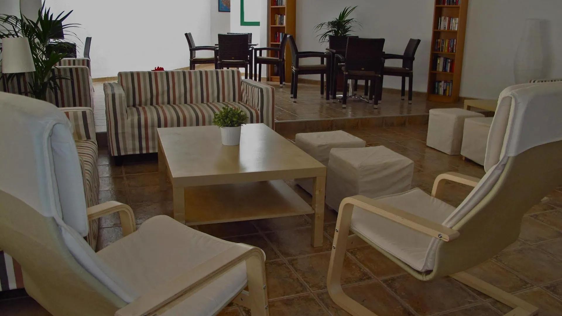 Apartamentos El Guarapo Costa Teguise Aparthotel